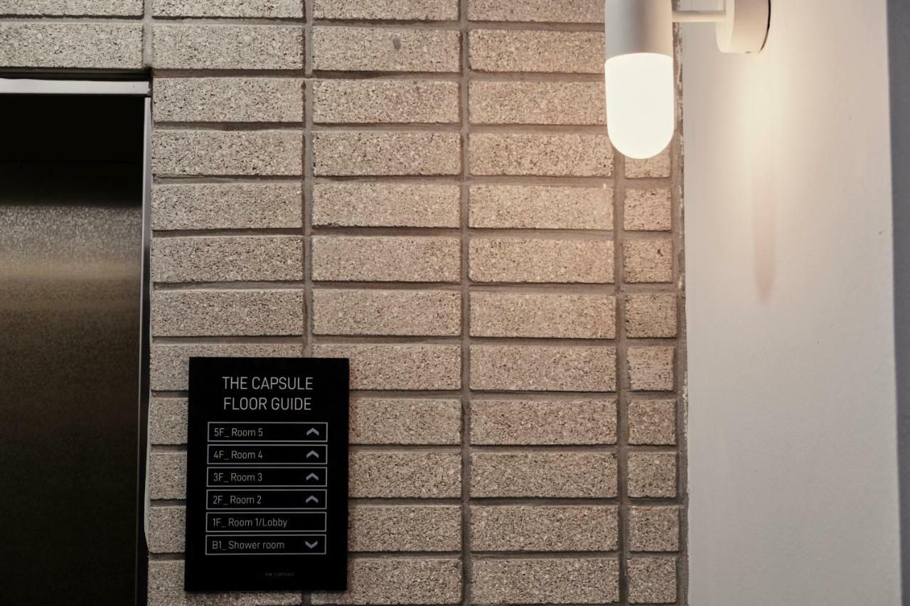 The Capsule Myeongdong Hostel Seul Exterior foto